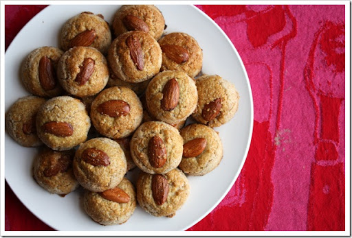 Almond cookie symbolism chinese almond cookies